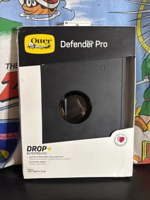 OtterBox Defender Pro Case for iPad Pro 11 (4th/3rd/2nd/1st Gen) - Black - Image 1 of 3