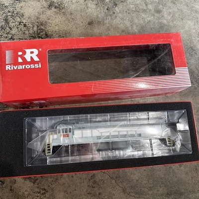 HO Rivarossi L&N GE U25C Louisville & Nashville #1500 HR2628 DCC & SOUND NIB - Image 1 of 4