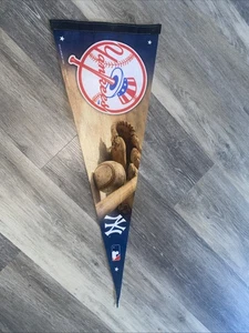 2009 NY YANKEES WIMPEL, 30", SCHWERER FILZWIMPEL, HOCHWERTIG - Bild 1 von 5
