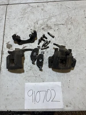 Bmw E36 318i 318is Rear Brake Calipers - Изображение 1 из 4