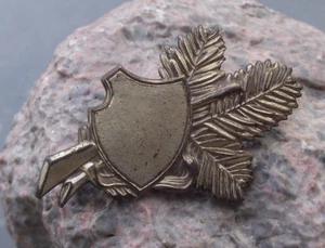 Vintage Czech Hunting Association Shield Rifle and Pine Logo Motif Pin Badge - Picture 1 of 2