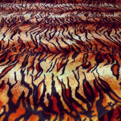 VELBOA FAUX FUR 橙色老虎动物印花面料缝制聚乙烯 YARD 出品 — 第 1/3 张图片