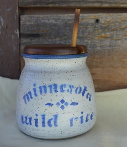 Minnesota Wild Rice Pottery Honey Crock Jar Wood Lid & Dipper Signed Lana Lorna? - Picture 1 of 23