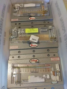 Dwyer 215 *201 Durablock Manometer Wholesale Bulk Lot (Lot of 3) - Picture 1 of 6
