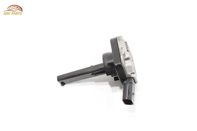 Sensor de nivel de aceite del motor Audi Q3 2015-2018 OEM Foto 1 de 4