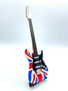 Miniature Fender Standard Stratocaster Guitar - Union Jack(Ornamental) - Picture 1 of 3