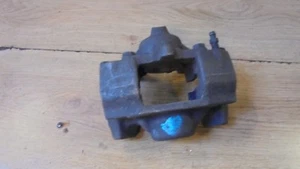 BREMSSATTELGEHÄUSE FAHRERSEITE HINTEN 57/28/300 FÜR MERCEDES E KLASSE W210 2001 3.2 CDI - Bild 1 von 6