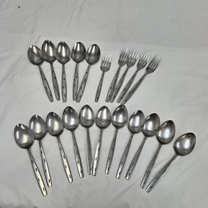 Posate moderne vintage inox di Present Japan metà secolo 21 pezzi stella atomica - Foto 1 di 6