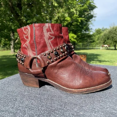 Sam Edelman Skyler Cuero Rojo y Marrón Arnés Occidental Botas Vaqueras Tachuelas 7.5M Foto 1 de 4