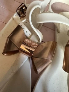 Ted Baker London, White Sandals With Rose Gold Bow, Size 4 - Picture 1 of 6