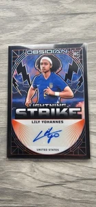 2024-25 Panini Obsidian - Lily Yohannes Auto /149 RC - Bild 1 von 2
