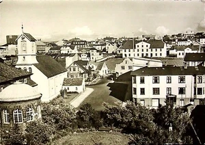 VTG ICELAND REYKJAVIK POSTCARD PICTURESQUE CITYSCAPE GOOD SHAPE COLLECTIBLE - Picture 1 of 2