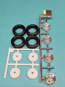 Revell AMT Ertl Monogram MPC 1/24 1966 Ford Mustang 5 Spoke Wheels Tires Backs - Picture 1 of 10