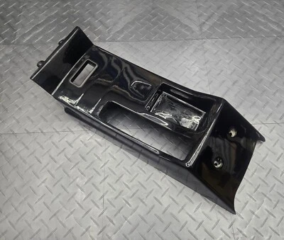 Consola central BMW E46 M3 V-CSL fibra de carbono pintada negra  Foto 1 de 4