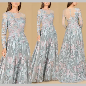 Neu mit Etikett $ 698 Lara NY [20] 29145 Langarm-Ballkleid mit Illusionsausschnitt schieferfarben S2068 - Bild 1 von 16
