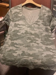 Universal Thread Size XXL Army Green Camoflage Tee Shirt - Picture 1 of 6