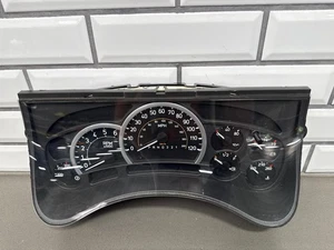 06-07 Hummer H2 120MPH / 200KPH Speedometer Cluster - Picture 1 of 7