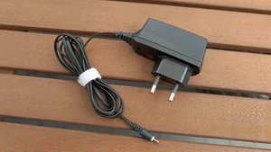 Nokia AC-8E Netzteil DC 5 V / 890 mA neuwertig - Bild 1 von 6