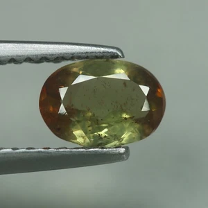 0.69 Cts_Antiguo_100% Natural Sin Calentar Doble Tono Color Andalucita Brasileña - Imagen 1 de 3