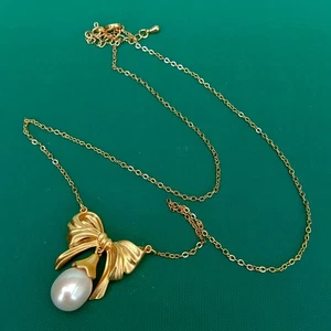 Collana con ciondolo corto catena placcata oro perle di riso coltivate 18" - Foto 1 di 6