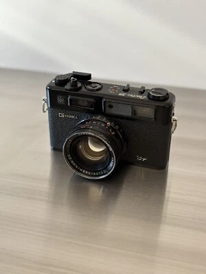 Yashica Electro 35 GT 35mm Film Stills Photography Camera 45mm f/ 1.7 - Image 1 of 4