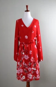 WHITE HOUSE BLACK MARKET NWT $140 V-Neck Floral Print A-Line Belted Dress Size 8 - Picture 1 of 6