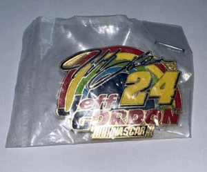 JEFF GORDON #24 DUPONT RAINBOW NASCAR RACING HAT PIN LAPEL PIN 1998 SPORTS IMAGE - Picture 1 of 4