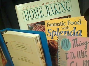 Lot of 6 Vintage Community Cookbooks Church Organization and a Recipes - Picture 1 of 3