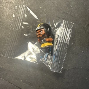 2025 NFL TeenyMates Series 13 Football Mini Fig Teeny Russell Wilson Steelers - Bild 1 von 2