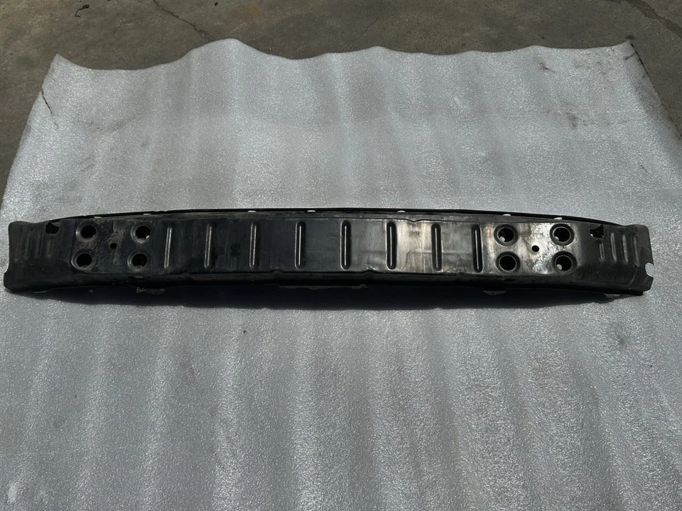 1994 TOYOTA PREVIA FRONT BUMPER REINFORCEMENT BEAM Foto 1 de 4