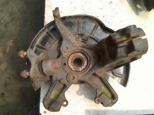 ACHSSCHENKEL LINKS VORNE Volkswagen Golf V (1K1) Hatchback 1.6 (BSE) 2008 - Bild 1 von 1