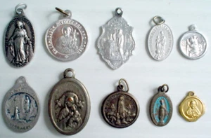 UN LOTE DE MEDALLAS RELIGIOSAS DE COLECCIÓN.*** LOTE DE MEDALLAS RELIGIOSAS ANTIGUAS. - Imagen 1 de 5