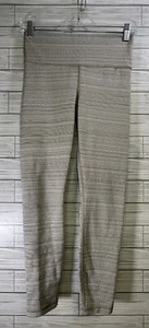 Athleta Beige High Rise Jacquard Beige/Tan Chaturanga Capri Tights Womens SZ Sm - Picture 1 of 9