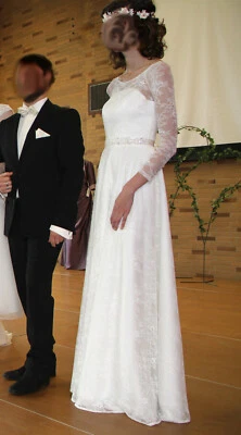 Brautkleid Nr. 22  Satin mit Spitze in ivory Gr. 36 aus Geschäftsaufgabe - Bild 1 von 4