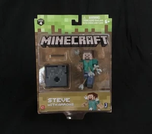 Minecraft Steve with Arrows & Dispenser - Picture 1 of 3