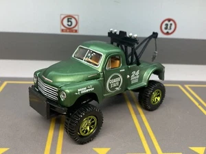 1950 Studebaker Wrecker Lifted 4x4 Tow Truck 1/64 Diecast Customized M2 Machines - Picture 1 of 13