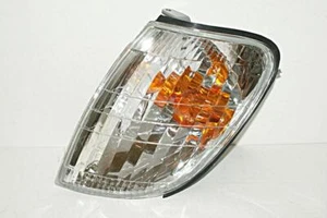 98-00 Lexus LS400 Corner Light Turn Signal LEFT LH 99 - Picture 1 of 2