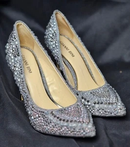 Gianni Bini Damen Nieten Stilettoabsatz Zinn spitz zulaufend Slipper Schuhe Größe 7M - Bild 1 von 10