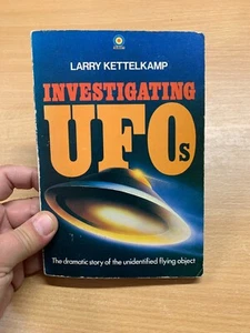 1974 "INVESTIGATING UFOs" NHI UAPs PHOTO ILLUSTRATED PAPERBACK BOOK (P2) - Picture 1 of 15
