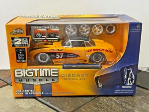 1957 Chevy Corvette 1:24 Diecast Model Kit - Jada Toys Big Time Muscle - Foto 1 di 3