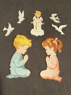 Vintage Dolly Toy Co.  1950's Pin-Ups Wall Praying Boy & Girl  Angel & 4 Doves - Image 1 of 4