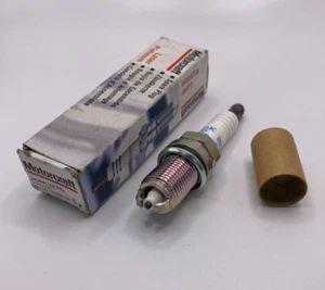 Motorcraft AGPR32PD / NGK BKR5EKUP Laser Platinum Tipped Spark Plug - Picture 1 of 1