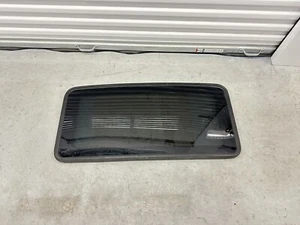 97-07 Toyota Land Cruiser LX470 Sunroof Glass Panel OEM (Glass Only) - Picture 1 of 14