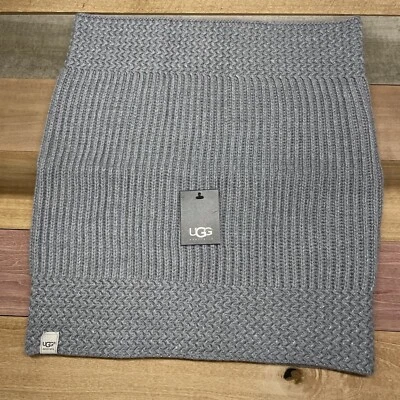 ¡NUEVO! UGG Nyla Gris Brezo Metálico Texturizado Snood Infinity Bufanda Talla Única Botas Foto 1 de 4