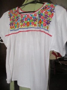 Vintage Mexican Embroidered Womens' White Top Blouse 100% Cotton - Picture 1 of 6