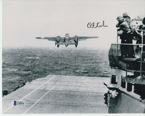 RICHARD E. COLE SIGNED 8X10 PHOTO WWII DOOLITTLE RAID BECKETT CERTIFIED #3 Cover