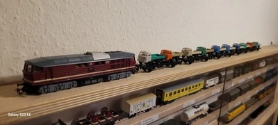modelleisenbahn spur tt Diesellok BR 130 DR mit Plattfromwagen - Bild 1 von 4