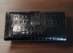 MAXX ECHTLEDER, SCHWARZ KROKO-PRÄGUNG DAMEN GELDBÖRSE EUC 7,5" X 4" - Bild 1 von 9