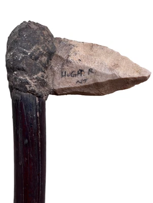 Antigua selección aborigen de lucha de piedra adhesiva - Coleccionada Hugh River NT antes de 1960 Foto 1 de 4