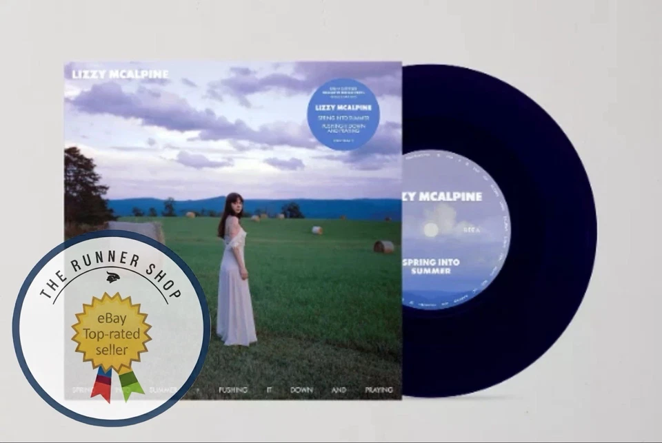 Lizzy McAlpine - Spring Into Summer / Pushing It Down UO 7" Single ✅PRESALE✅ - Image 1 of 1
